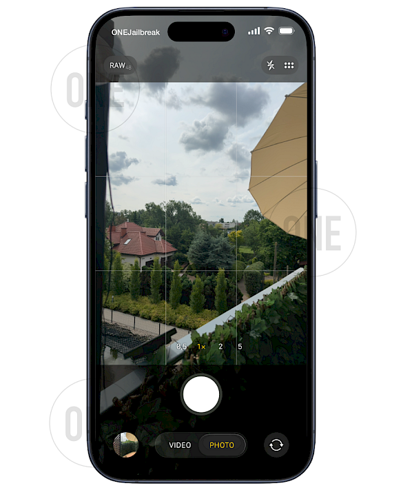 iOS 26 Camera App Interface Screenshot